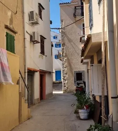 Martina - Apartman Baška