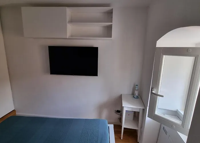 Apartman Martina - *